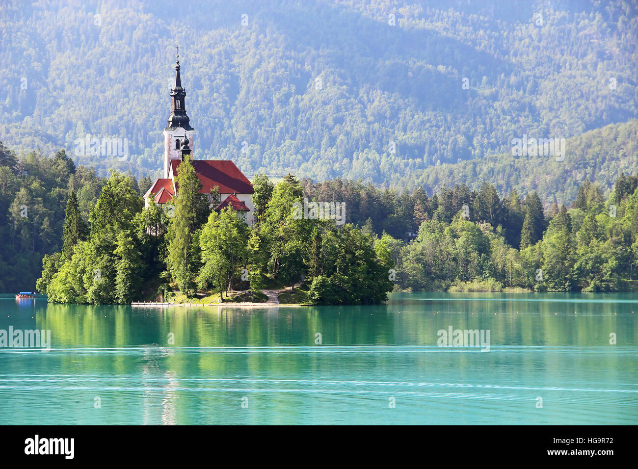 Annahme von Mary Wallfahrtskirche auf der Insel am Bleder See, Slowenien Stockfoto