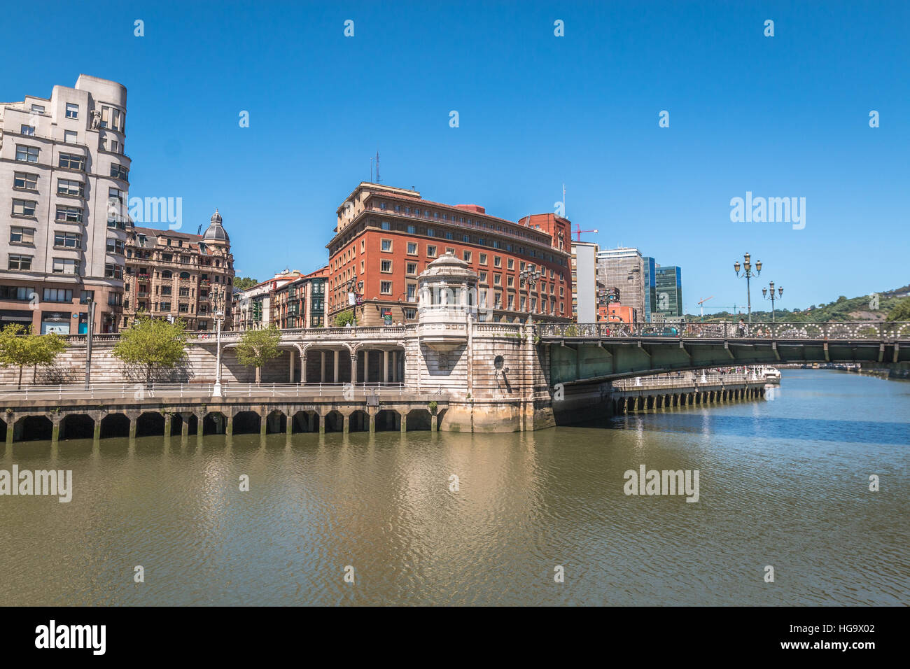 Schöne Aussicht auf Stadt Bilbao in Spanien Stockfoto