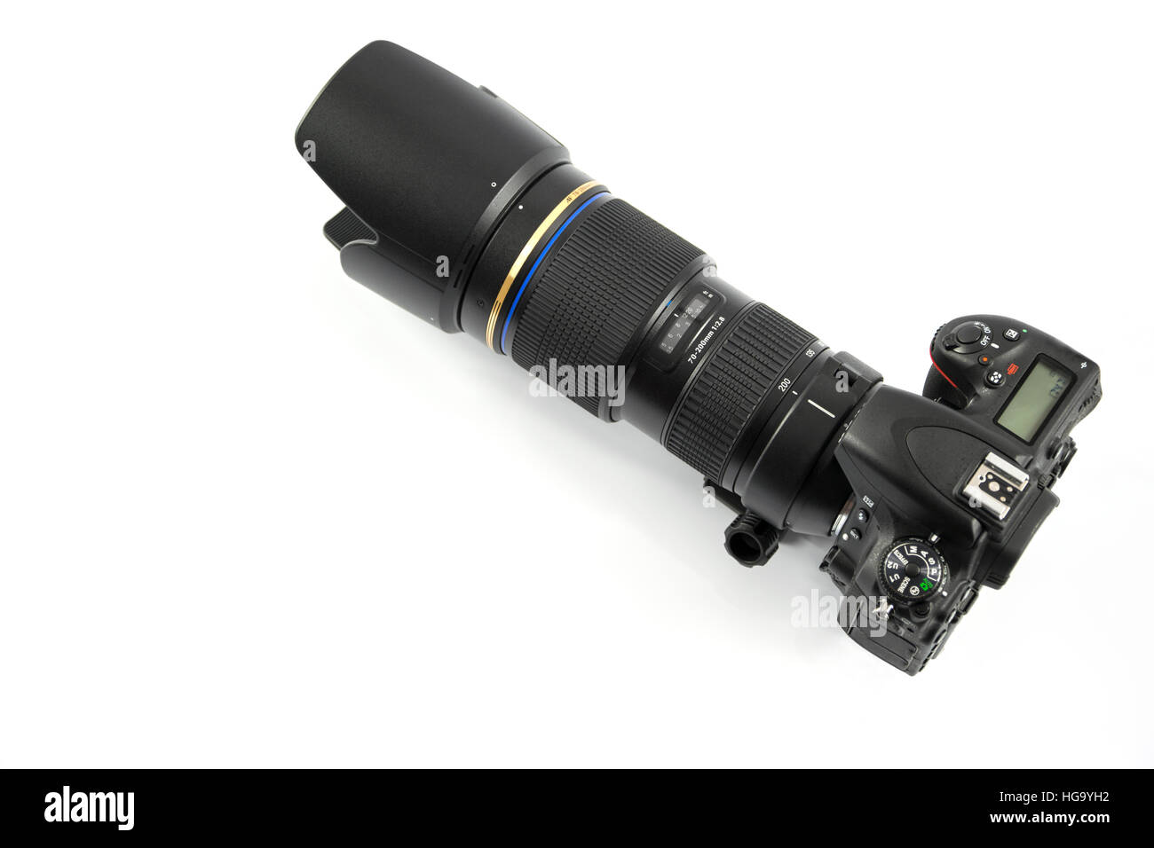 Draufsicht auf die Kamera mit einem universal-Objektiv zoom isolierten auf weißen Hintergrund Stockfoto