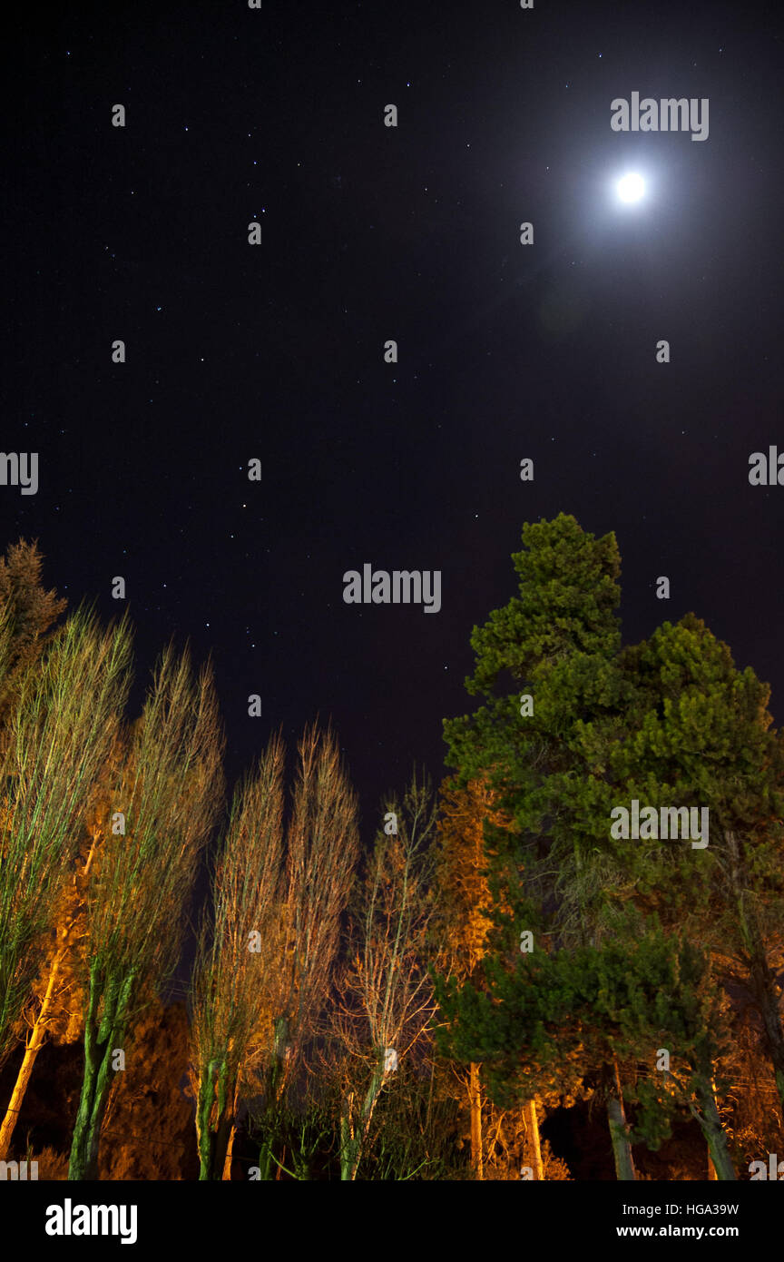 Mond und Scorpius Stockfoto