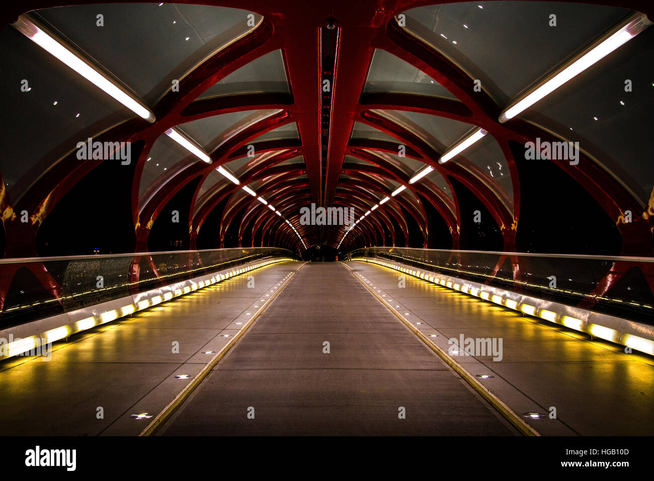 Friedensbrücke Stockfoto