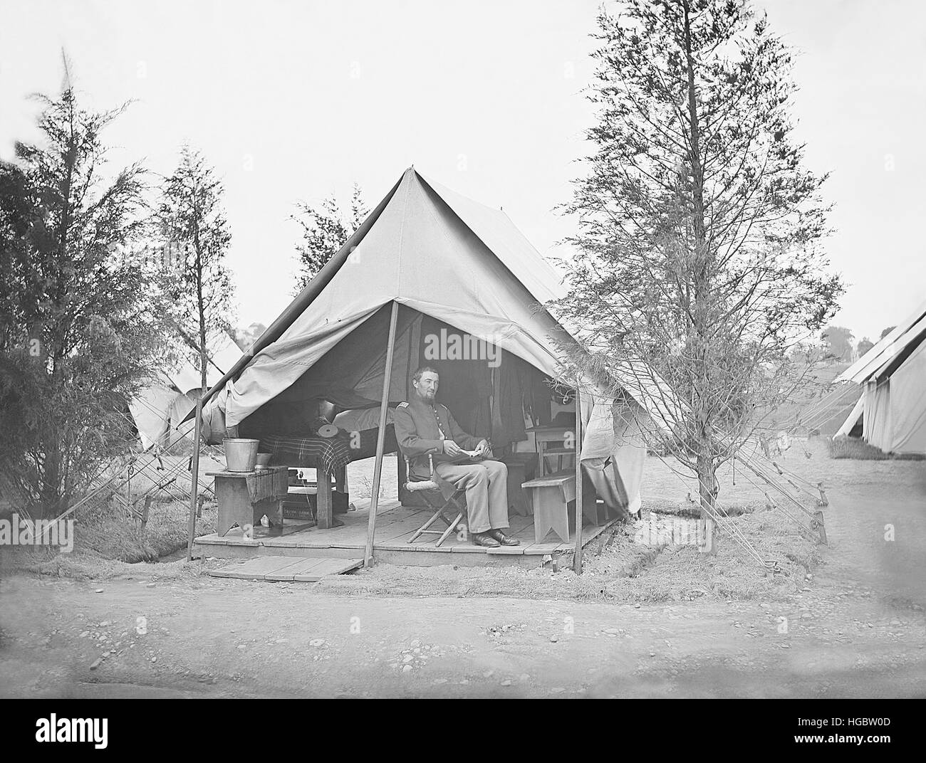 Offizier im Zelt während Amerikanischer Bürgerkrieg. Stockfoto
