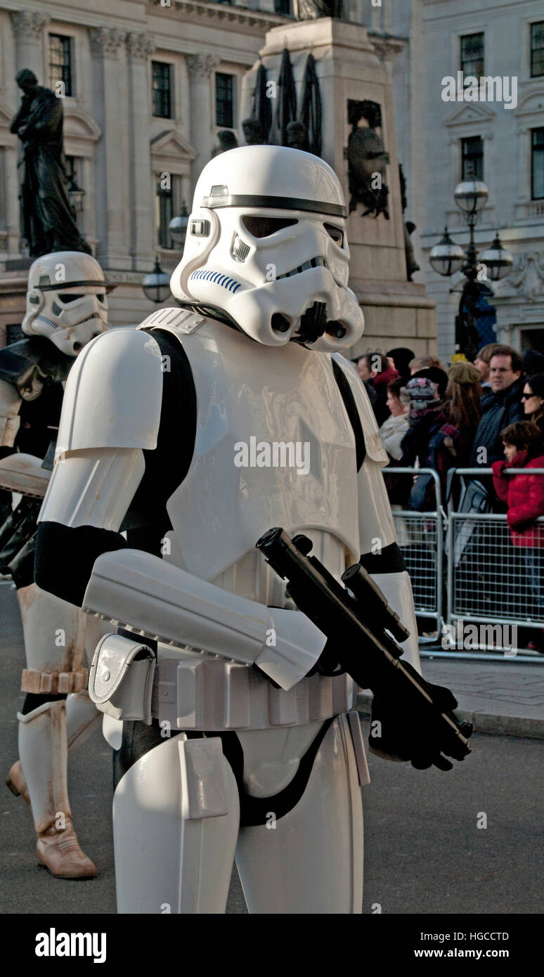 Helden für Nächstenliebe, Star Wars-Charaktere, der Londoner New Year Day Parade, Stockfoto