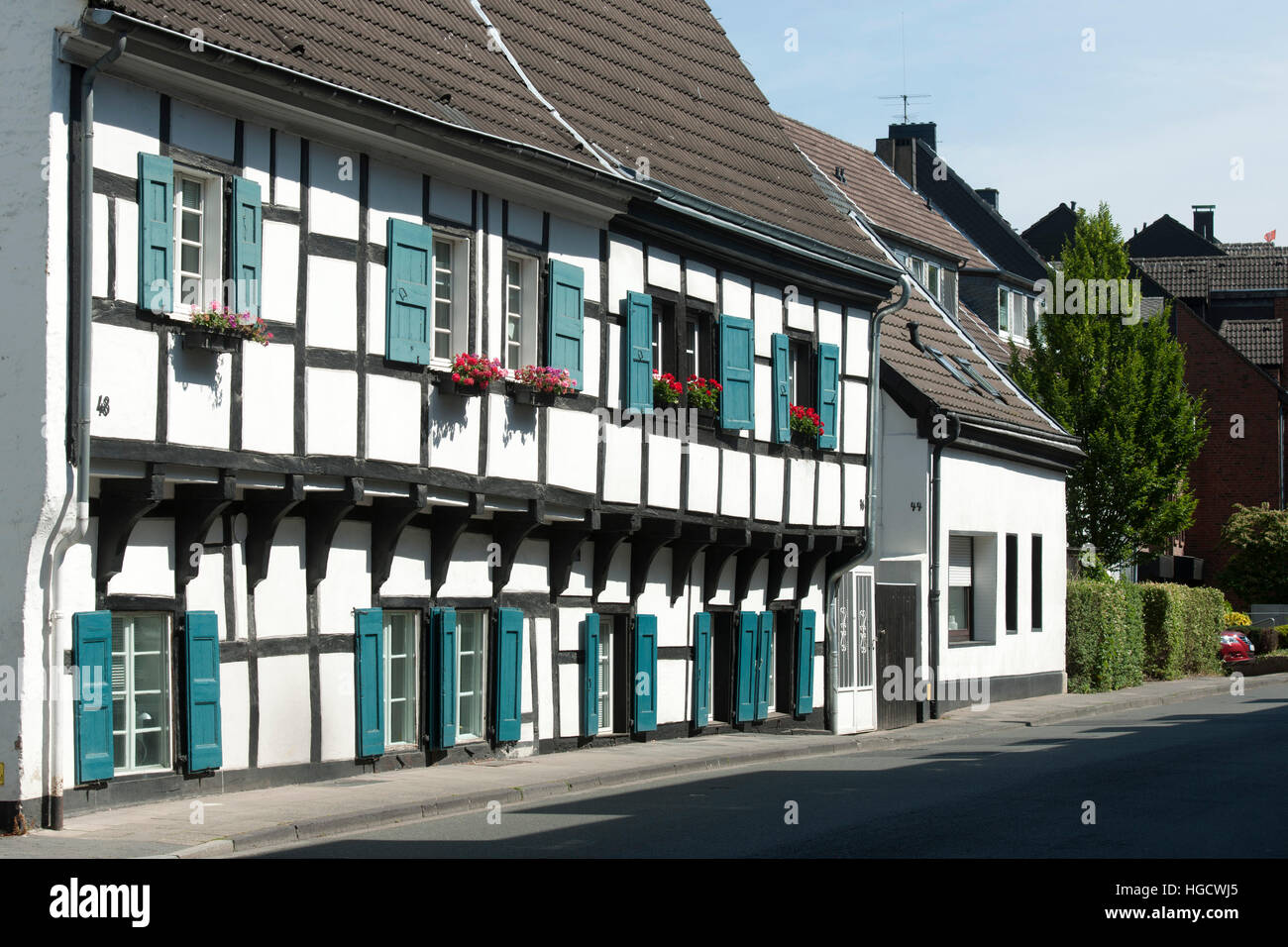 Deutschland, Düsseldorf, Benrath, Fachwerkhaus Stockfoto ...
