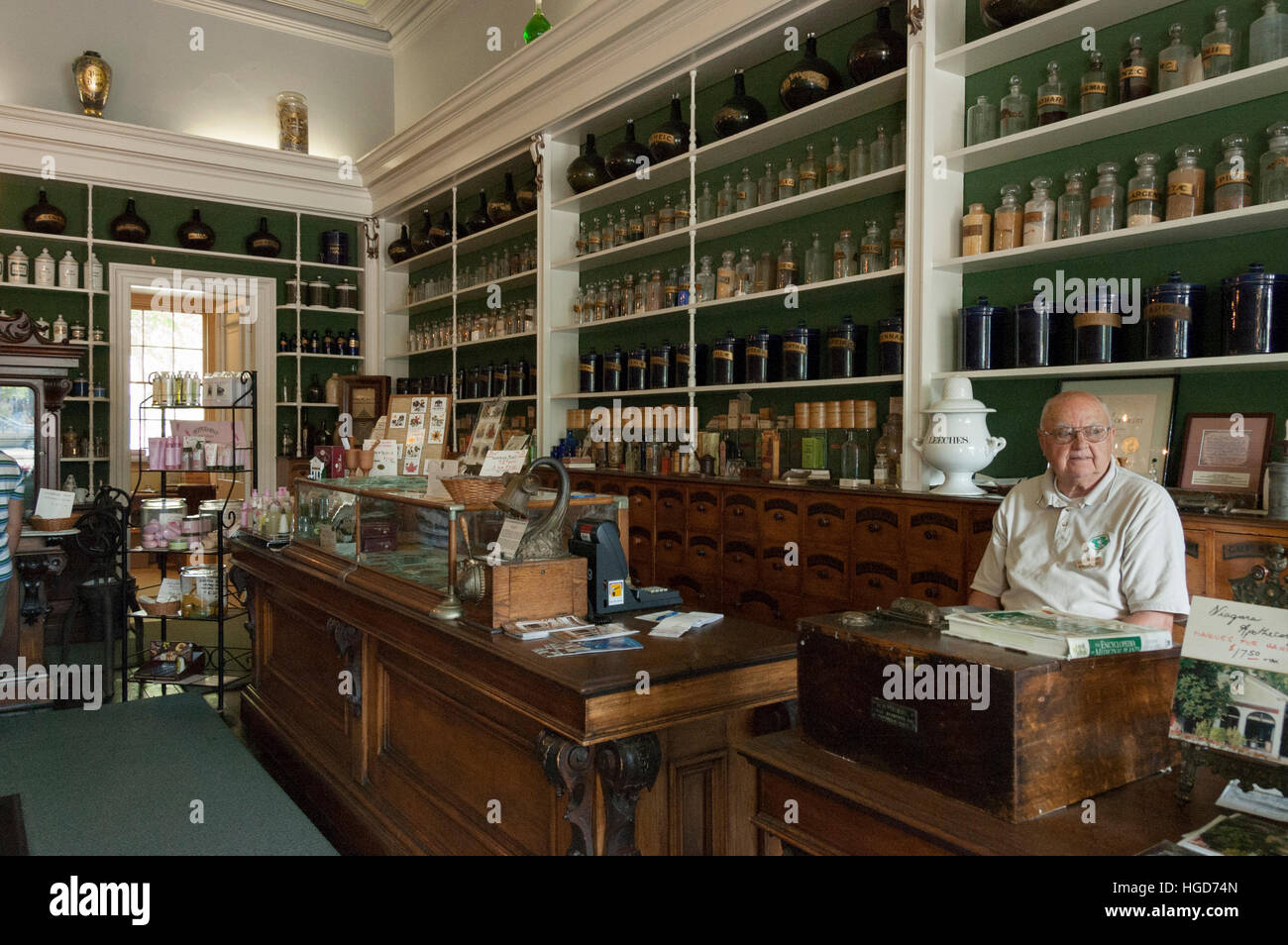 Historische Apotheke in Niagara-on-the-Lake, heute ein Museum, in Ontario, Kanada. Stockfoto