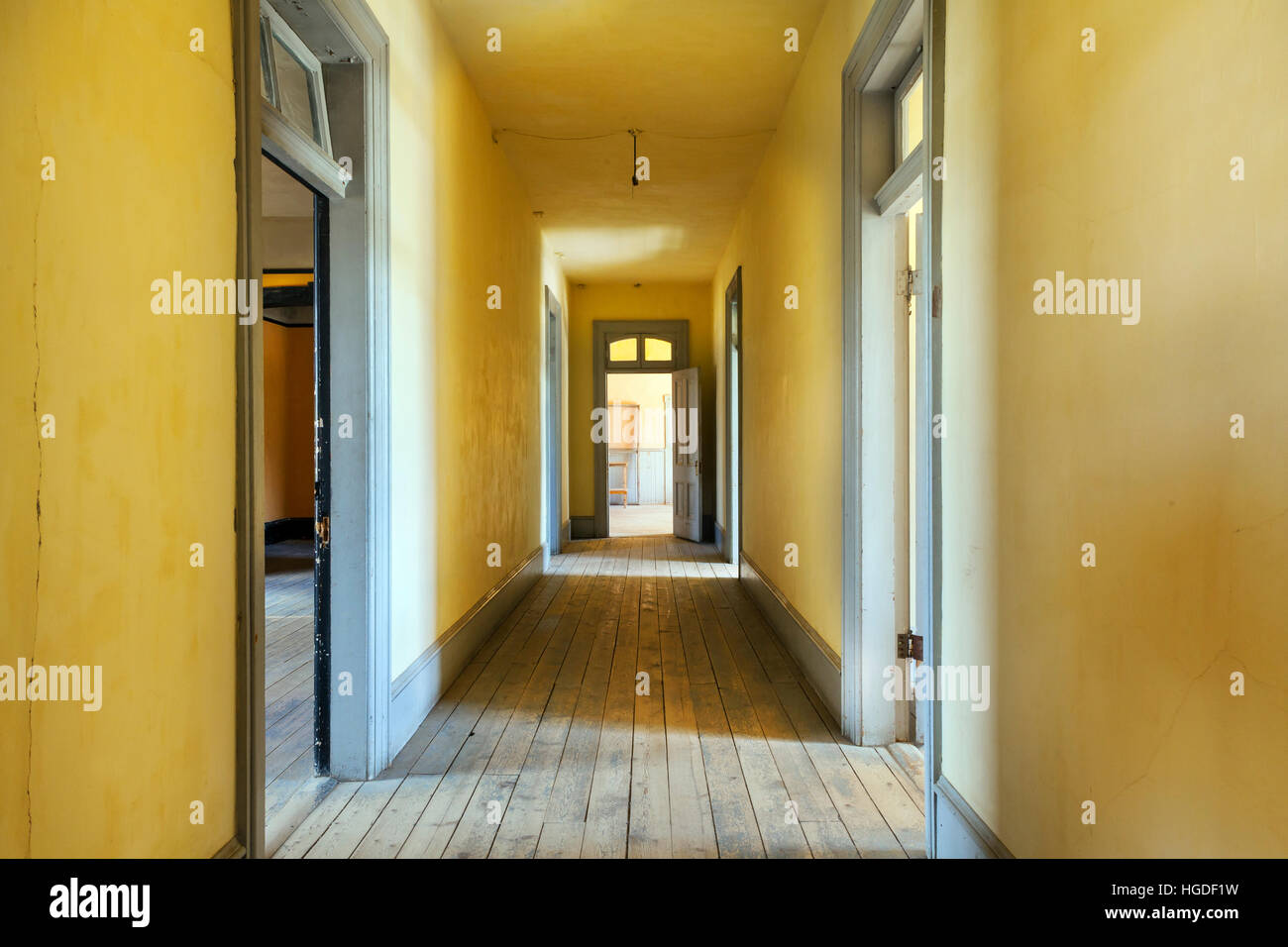 MT00026-00... MONTANA - Flur im Hotel Mead im Bannack State Park.  Bannack ist eine erhaltene Goldgräberstadt aus den 1860er Jahren. Stockfoto