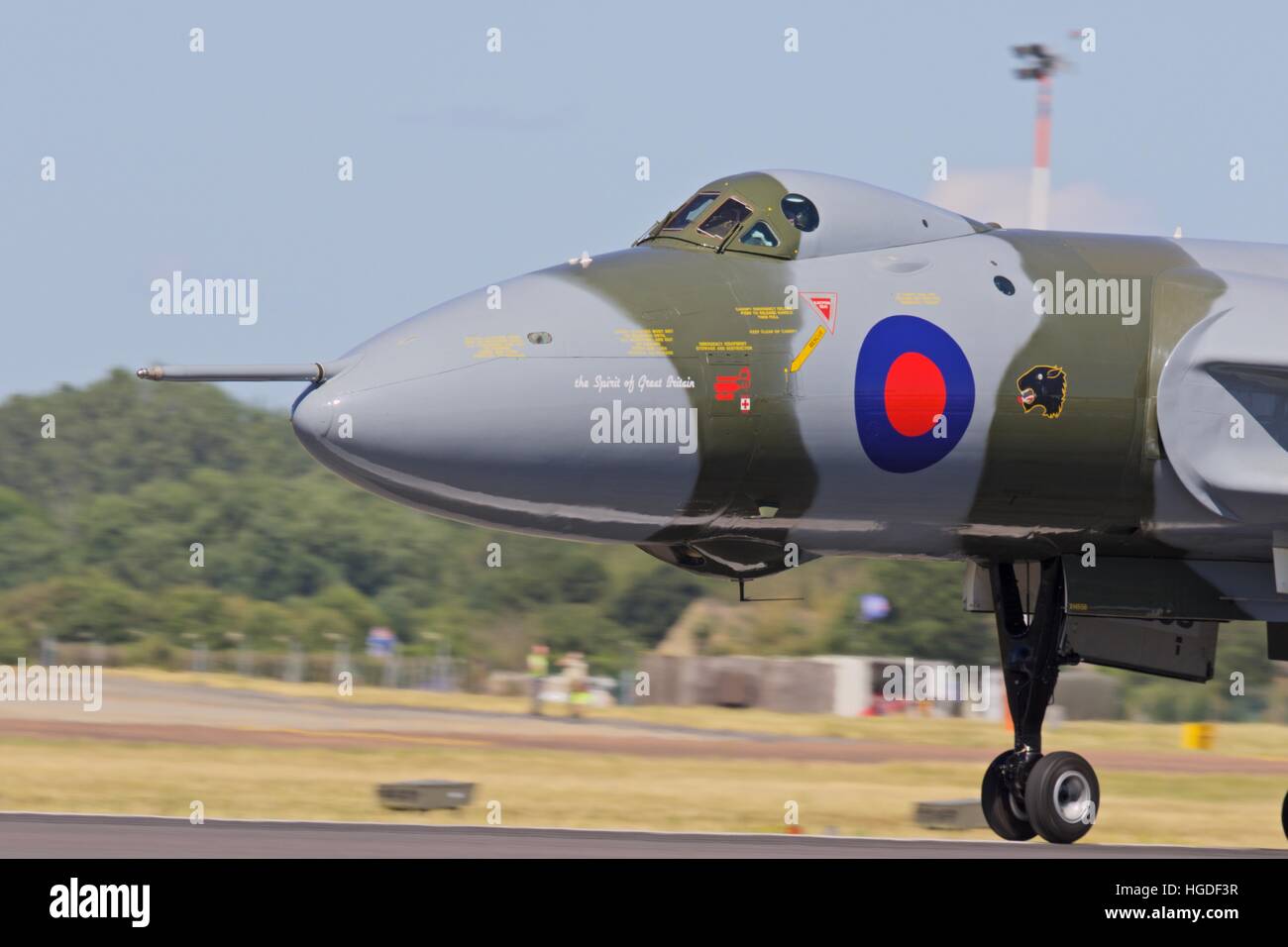 Avro Vulcan B2 Bomber XH558 Landung auf RAF Fairford Stockfoto