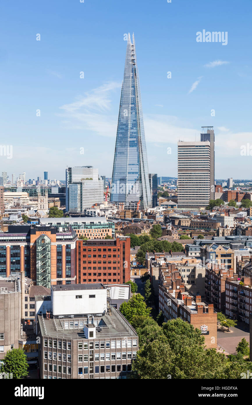England, London, Blick auf Southwark und die Scherbe von Tate Modern Stockfoto
