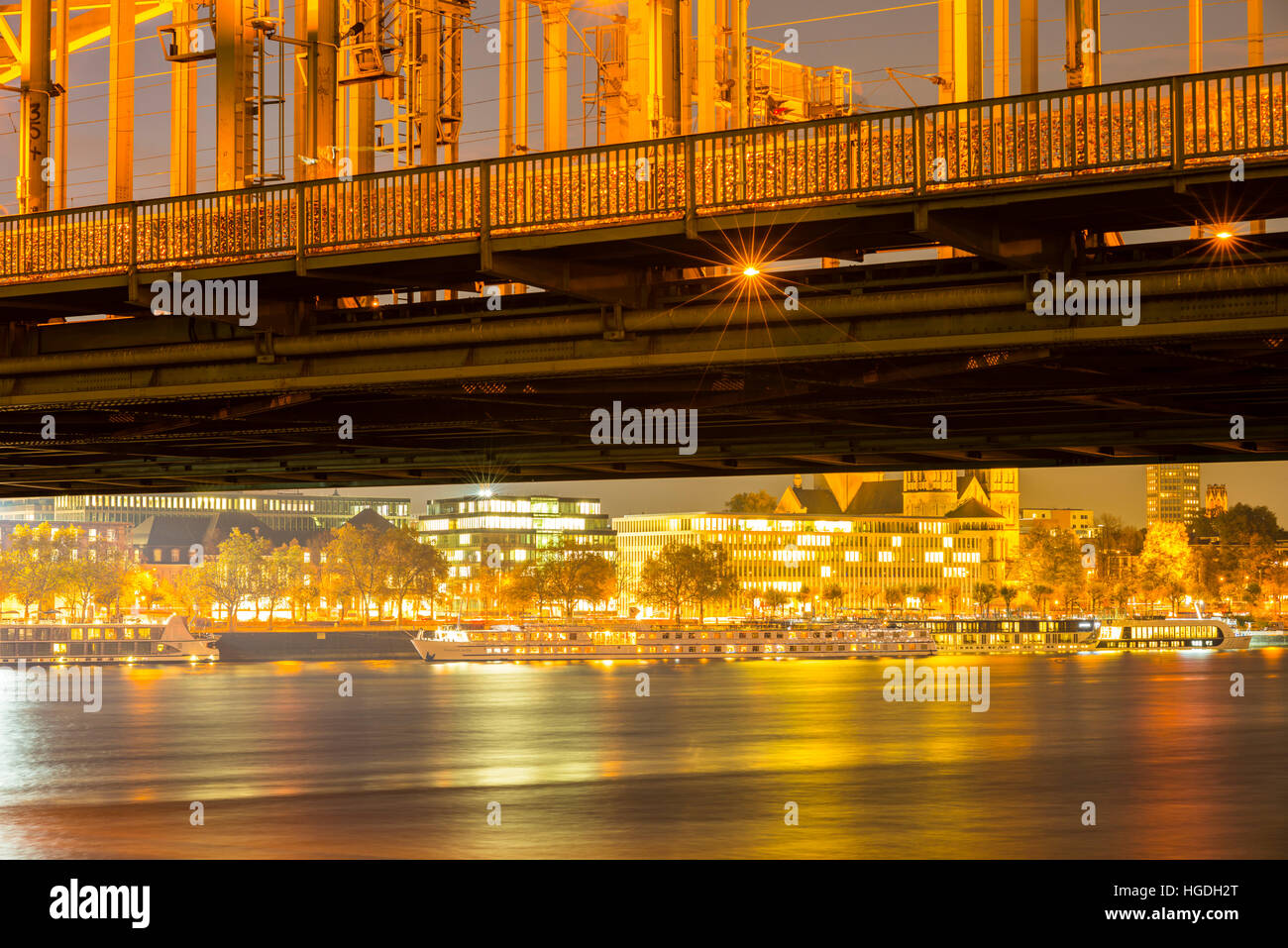 Brücke Hohenzollernbrücke Köln Stockfoto