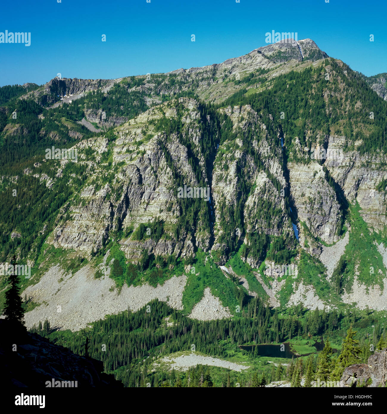 Ziege-Gipfel über Buck-See in der Wildnis Kabinett Berge in der Nähe von Noxon, montana Stockfoto