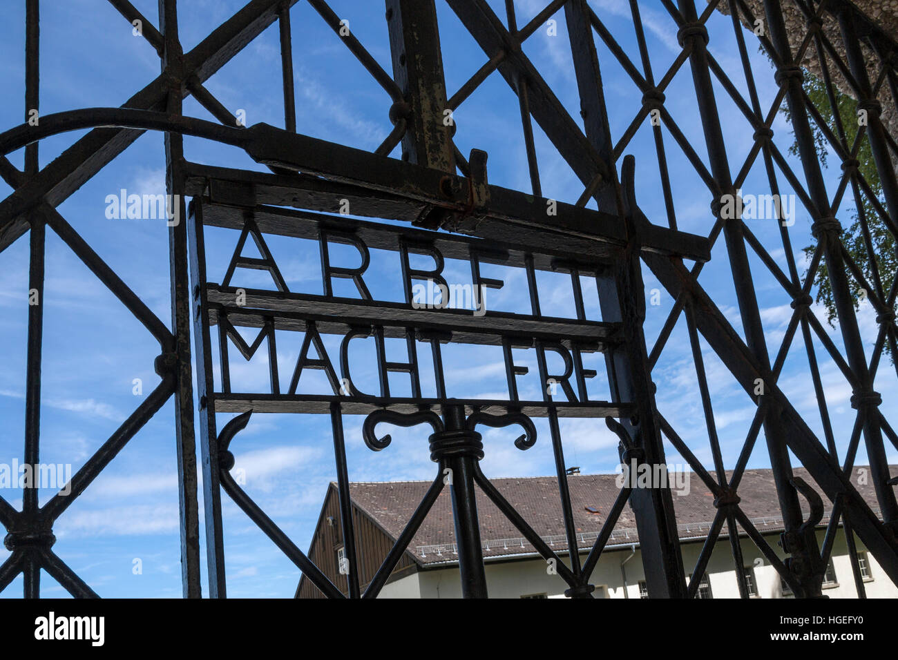 Eingang zum KZ Dachau. Die erste von der Nazi-Konzentrationslager in Deutschland eröffnet. Stockfoto