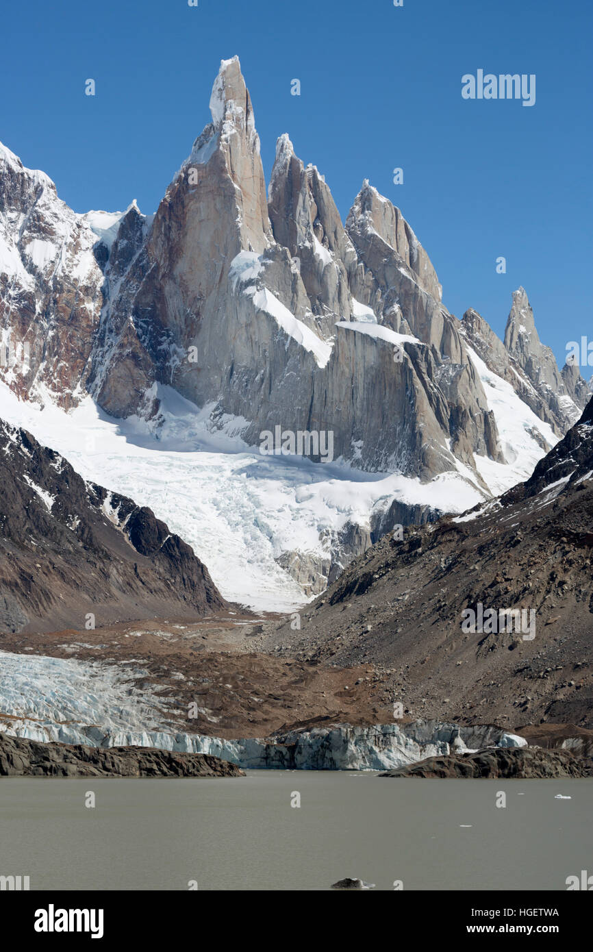Cerro torre Fotos und Bildmaterial in hoher Auflösung Alamy