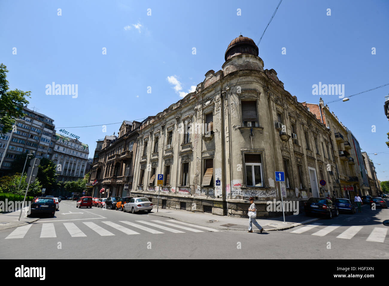 Straßenecke in Belgrads Altstadt. Serbien Stockfoto
