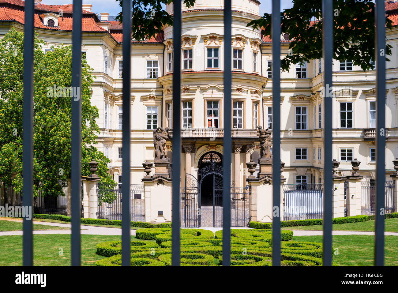 Deutsche Botschaft in Prag Stockfoto