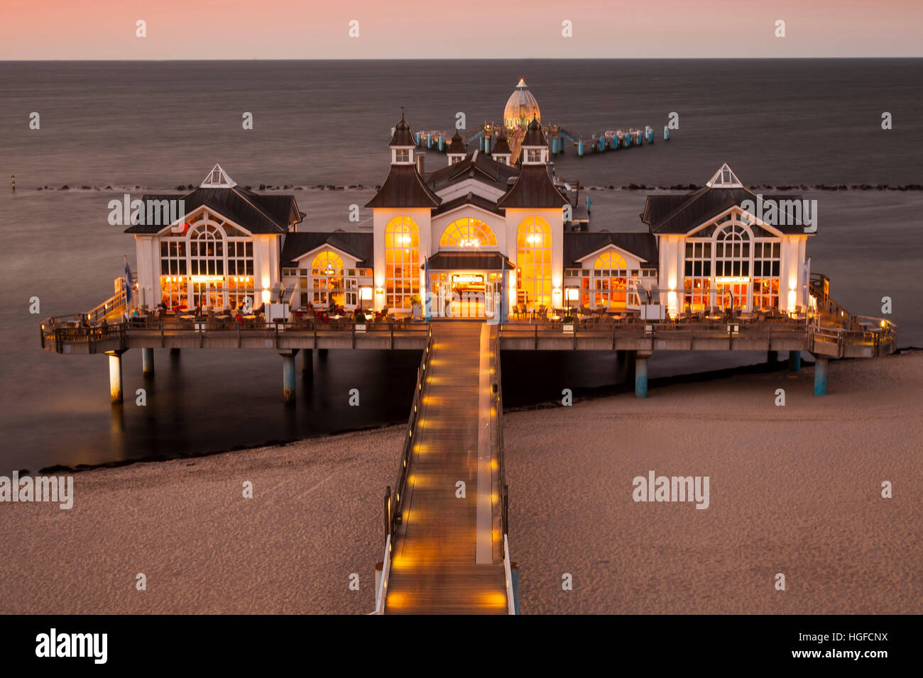 Neue Pier, Sellin, Rügen, Mecklenburg-West Pomerania, Deutschland Stockfoto
