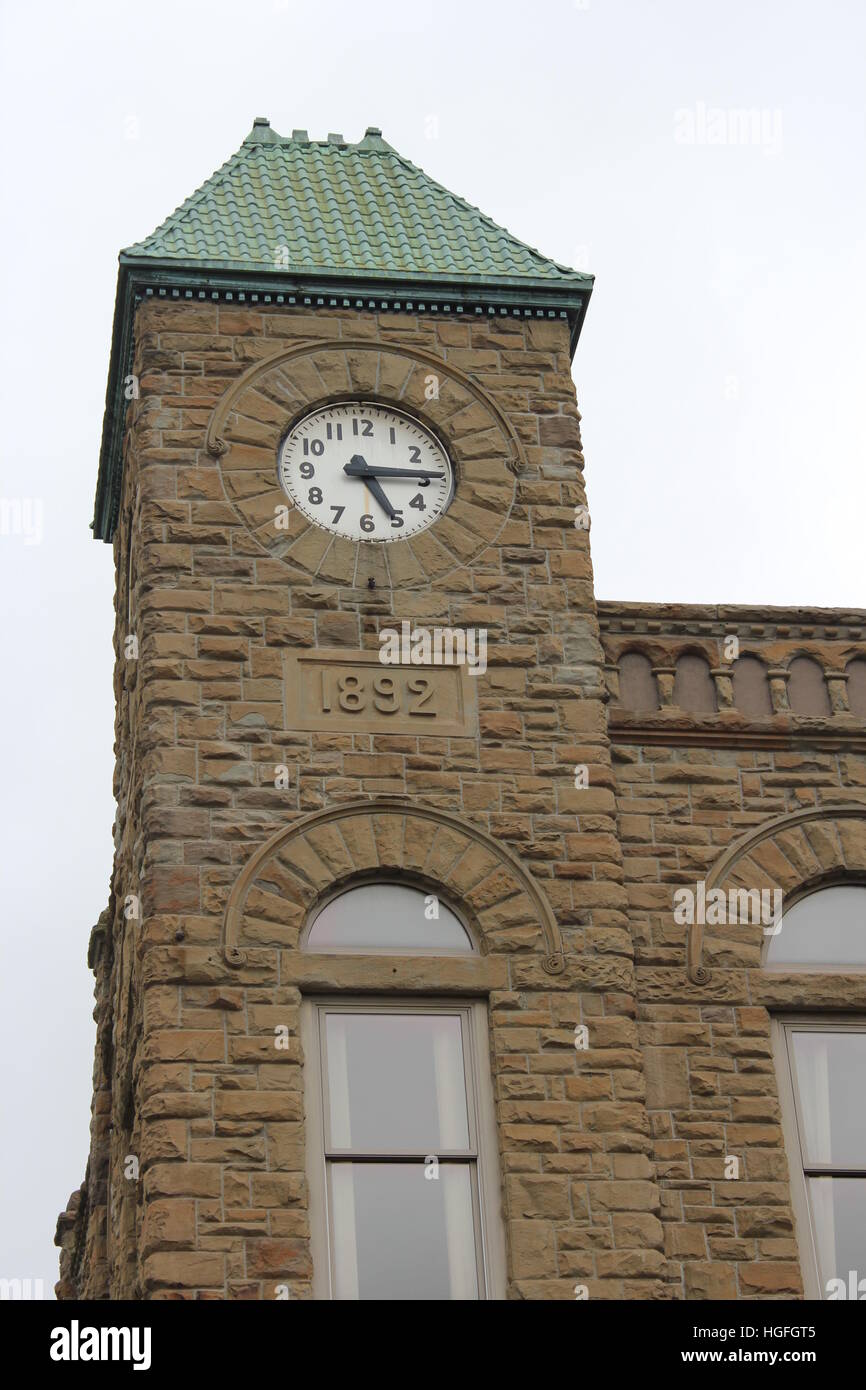 Die Heimat von Haus und Land an der Clock Tower, die früher die Holland City State Bank, in Holland, Michigan, USA Stockfoto