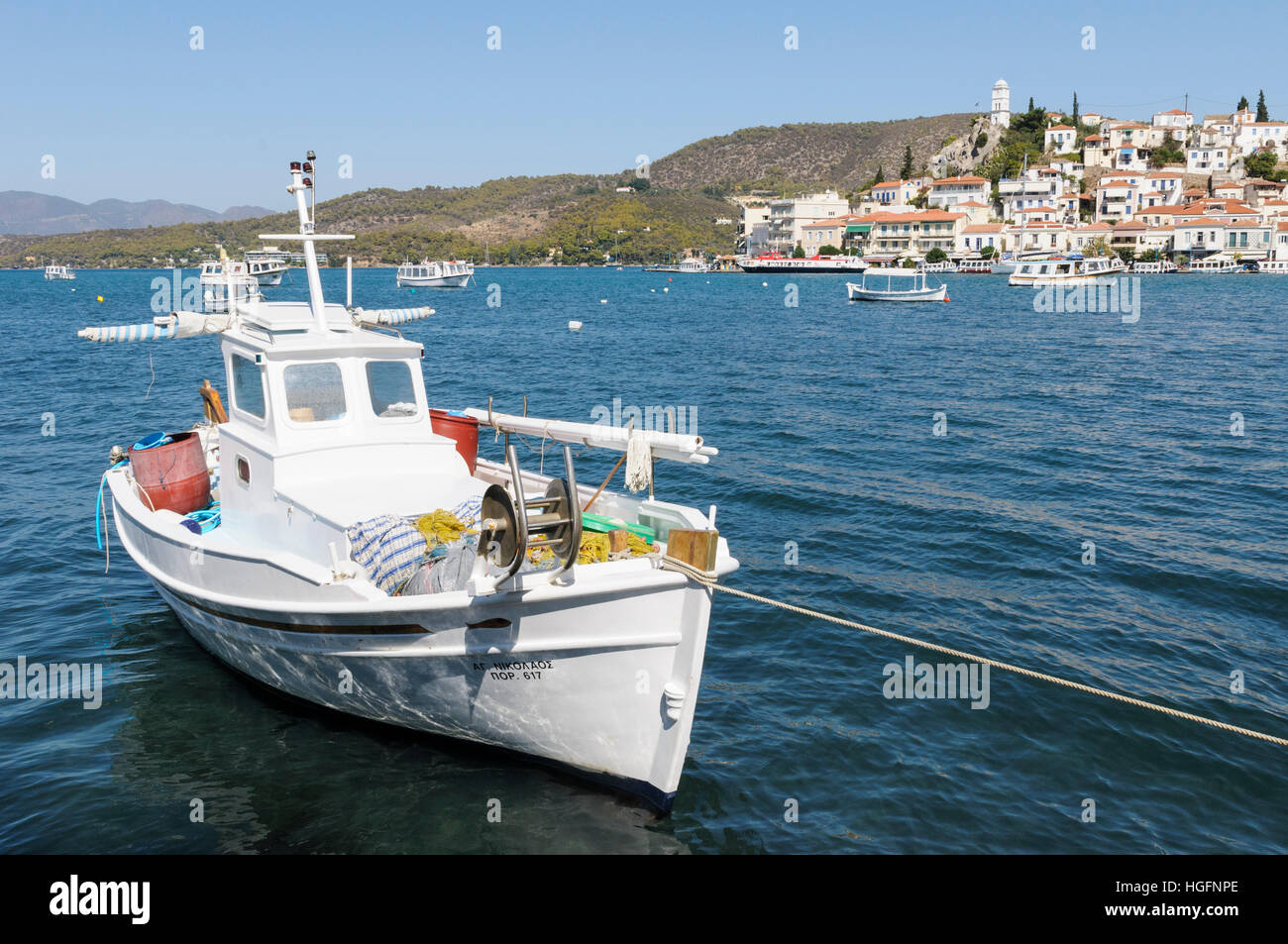 Ein Ankern Fischerboot in Hydra Hafen, Hydra, Saronische Inseln, Griechenland Stockfoto