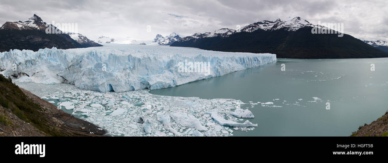 Perito Moreno-Gletscher am Lago Argentino, El Calafate, Parque Nacional Los Glaciares, Patagonien, Argentinien, Südamerika Stockfoto