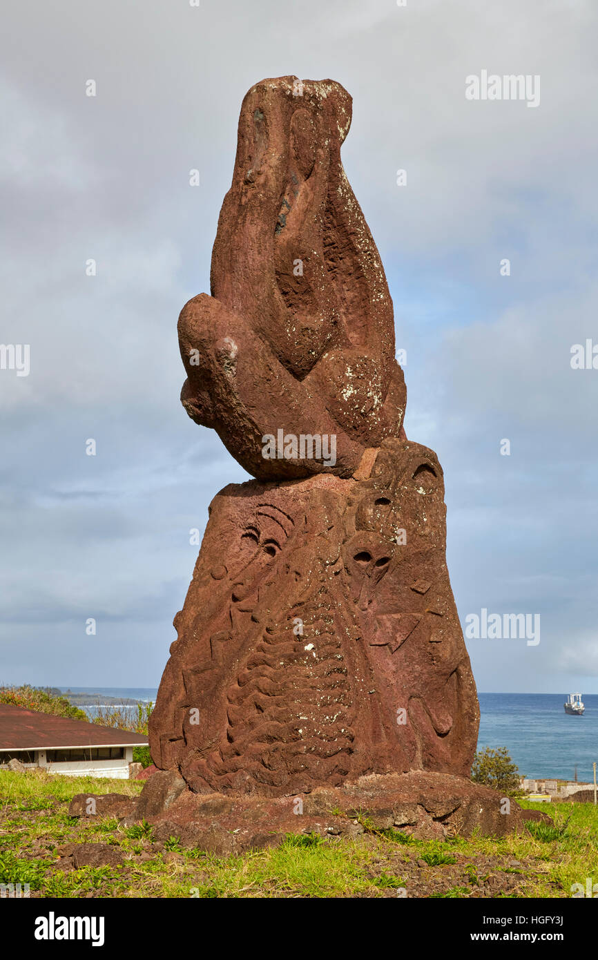 Statue am Museo Antropologico Padre Sebastian Engler, Osterinsel, Rapa Nui, Chile Stockfoto