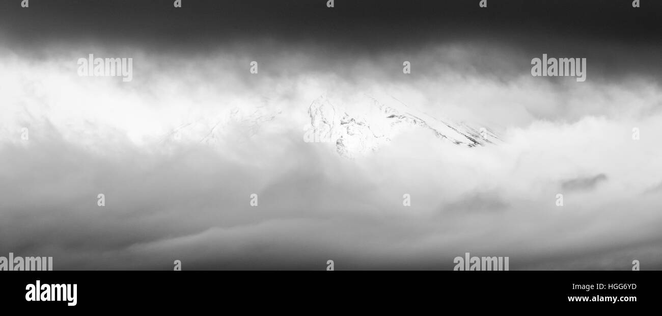 Fuji Berg schwarzen und weißen Hintergrund Stockfoto