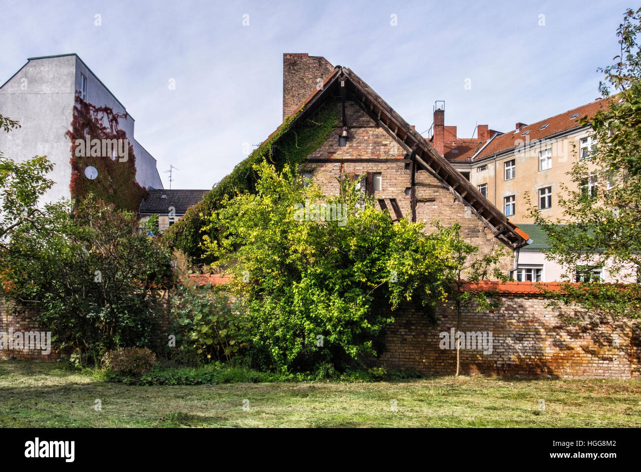 Berlin, Neukölln, Richardstrasse. Comenius-Garten. Einen grünen Stadtpark benannt nach Philosoph Johann Amos Comenius im böhmischen Dorf Rixdorf Stockfoto