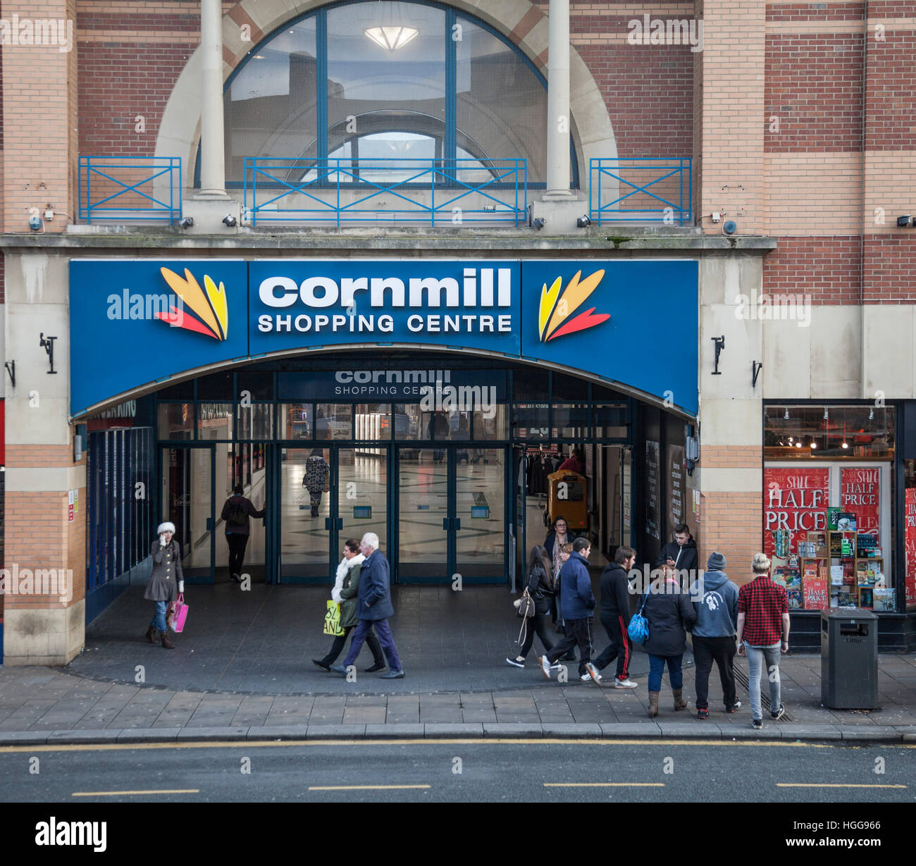 Der Eingang zum Einkaufszentrum Kornmühle in Darlington in Nord-Ost-England, UK Stockfoto