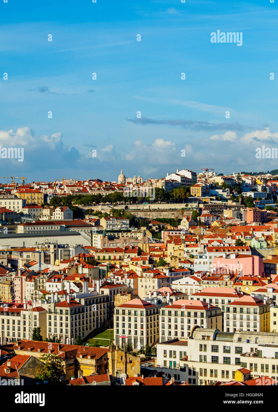 Portugal, Lissabon, Stadtbild betrachtet von Miradouro da Graca. Stockfoto