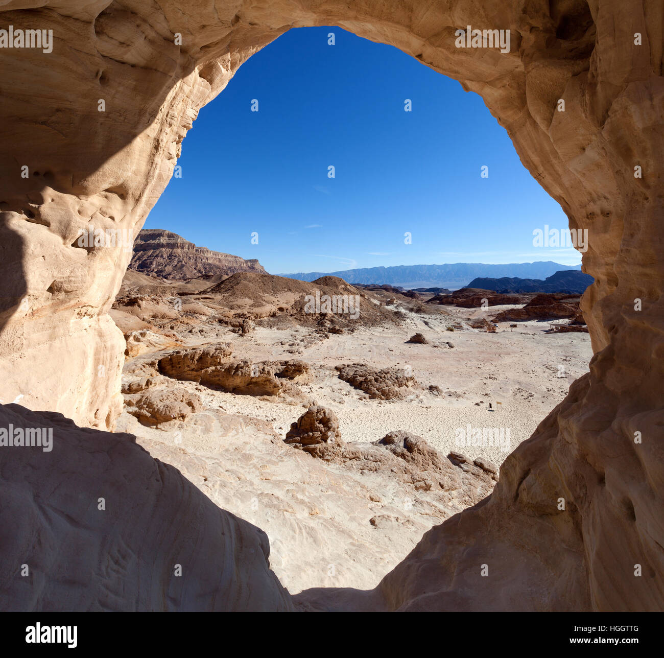 Timna Park - der große Bogen mit Wüste Landschaftsblick Stockfoto