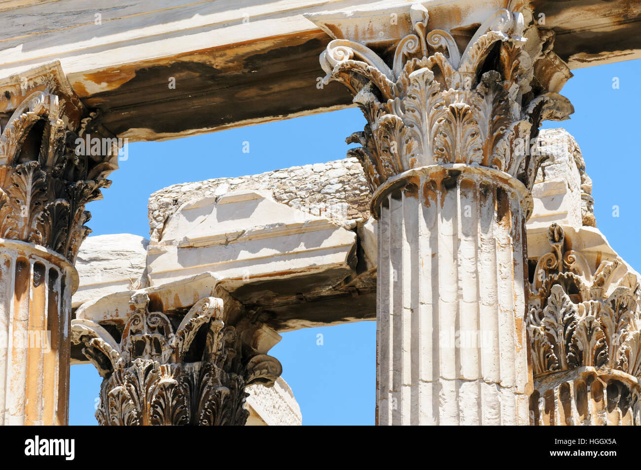 Klassischen korinthischen Kapitellen, am Tempel des Olympischen Zeus, Athen, Griechenland Stockfoto