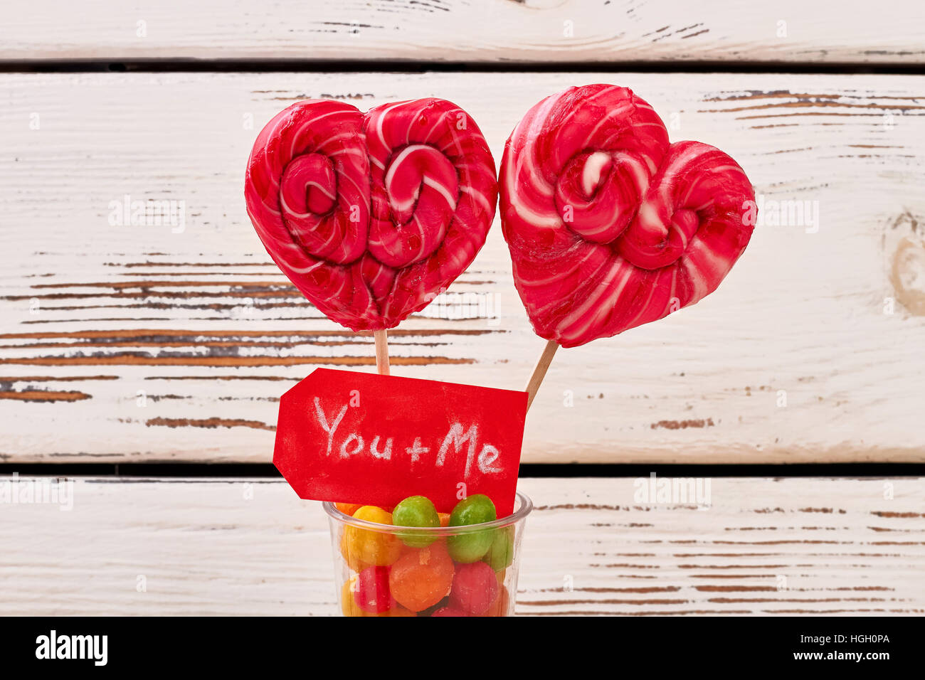 Sie plus mich Inschrift. Stockfoto