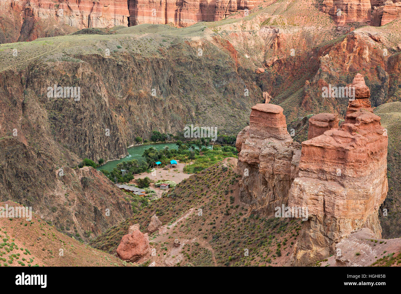 Tscharyn Canyon und das Tal der Burgen, bekannt als Grand Canyon von Kasachstan Stockfoto