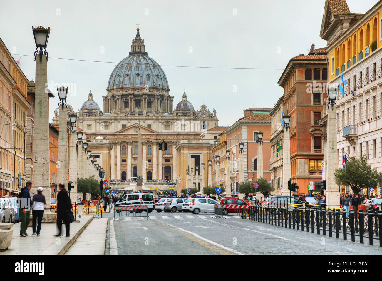 Rom - NOVEMBER 07: Die päpstliche Basilika von St. Peter am 7. November 2016 in Rom, Italien. Stockfoto