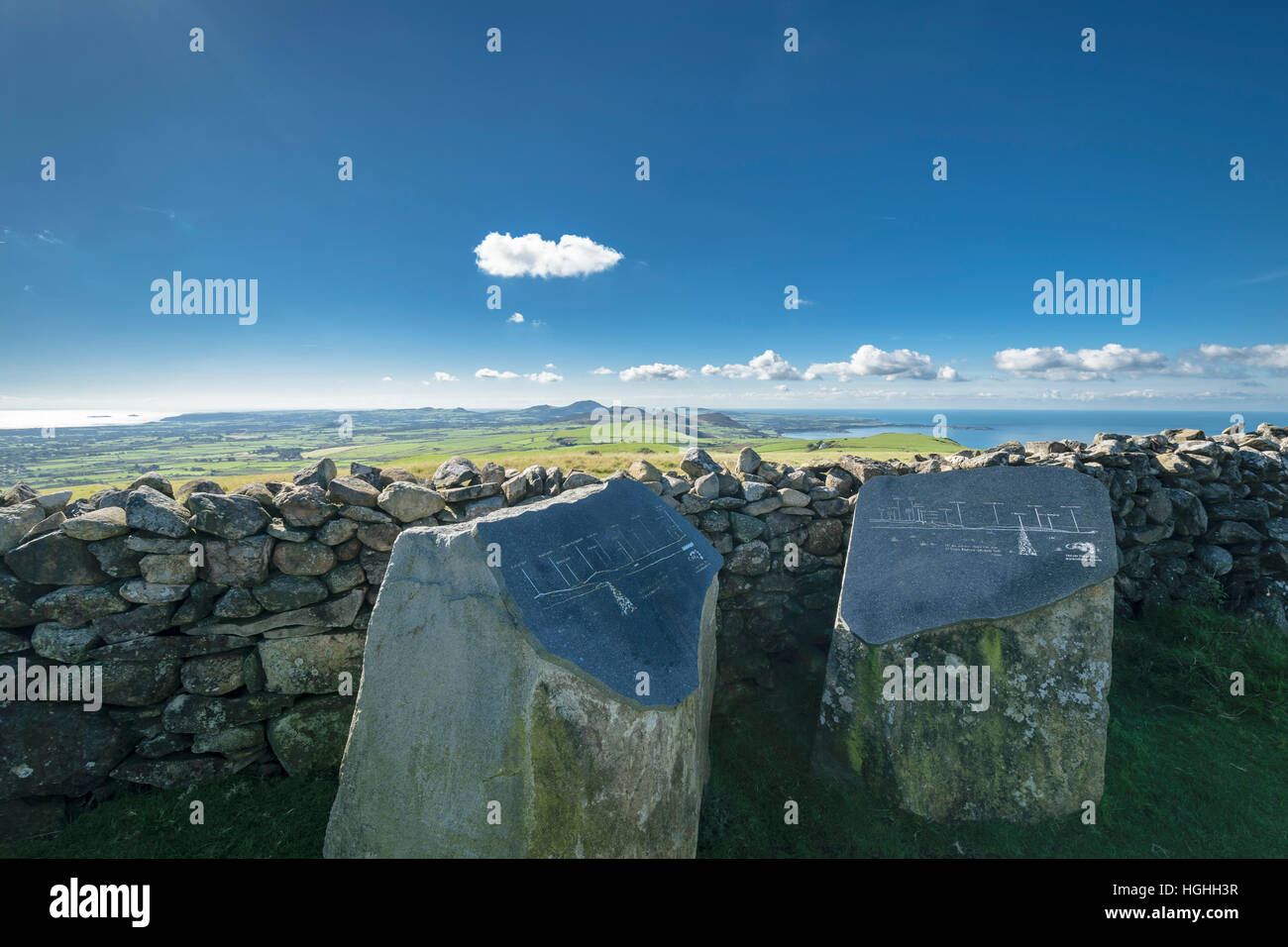 Blick auf die Lleyn-Halbinsel Llyn Küstenweg am Fuße der Yr eIFL.net in der Nähe von Llithfaen in North Wales UK entnommen Stockfoto