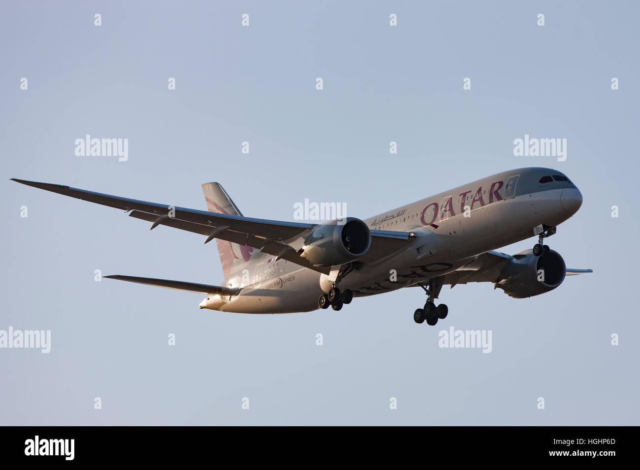 Katar-Verkehrsflugzeug, die Landung in Kopenhagen Stockfoto