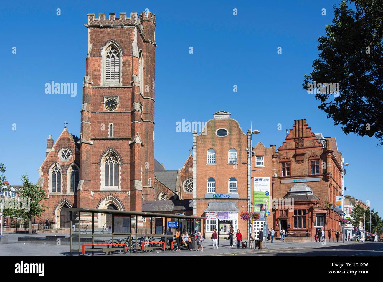 St. Marien Kirche, die Mount Acton High Street, Acton, London Borough of Ealing, Greater London, England, Vereinigtes Königreich Stockfoto