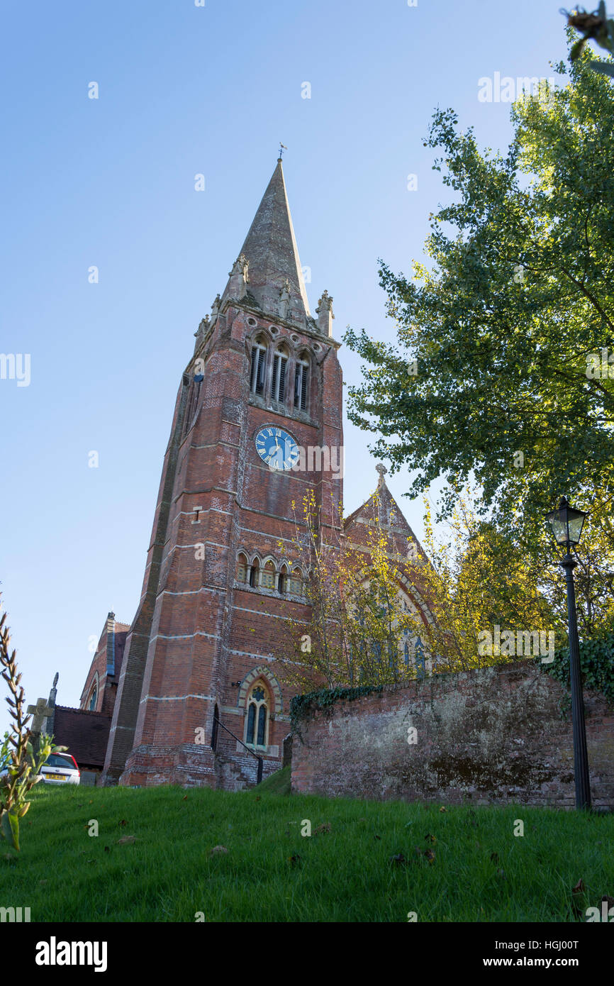 St Michaels Kirche, High Street, Lyndhurst, Hampshire, England, Vereinigtes Königreich Stockfoto