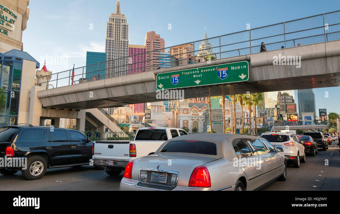 Den täglichen Verkehr auf dem Las Vegas Strip Stockfoto