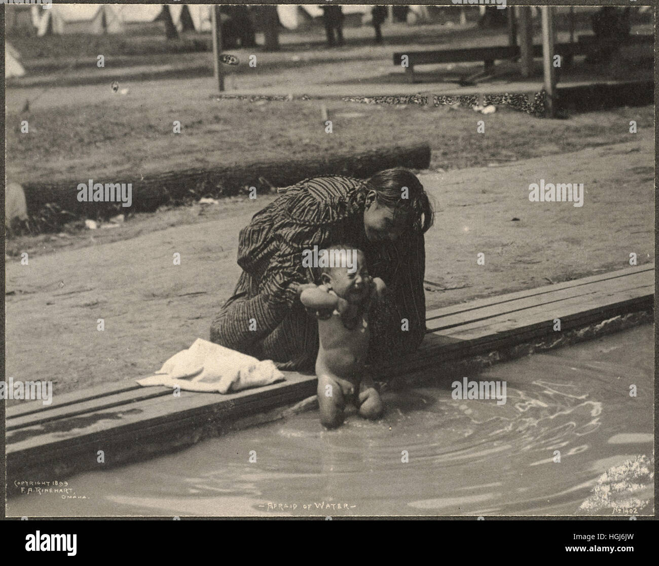 Angst vor dem Wasser - 1898 Indian Congress - Foto: Frank A. Rinehart Stockfoto