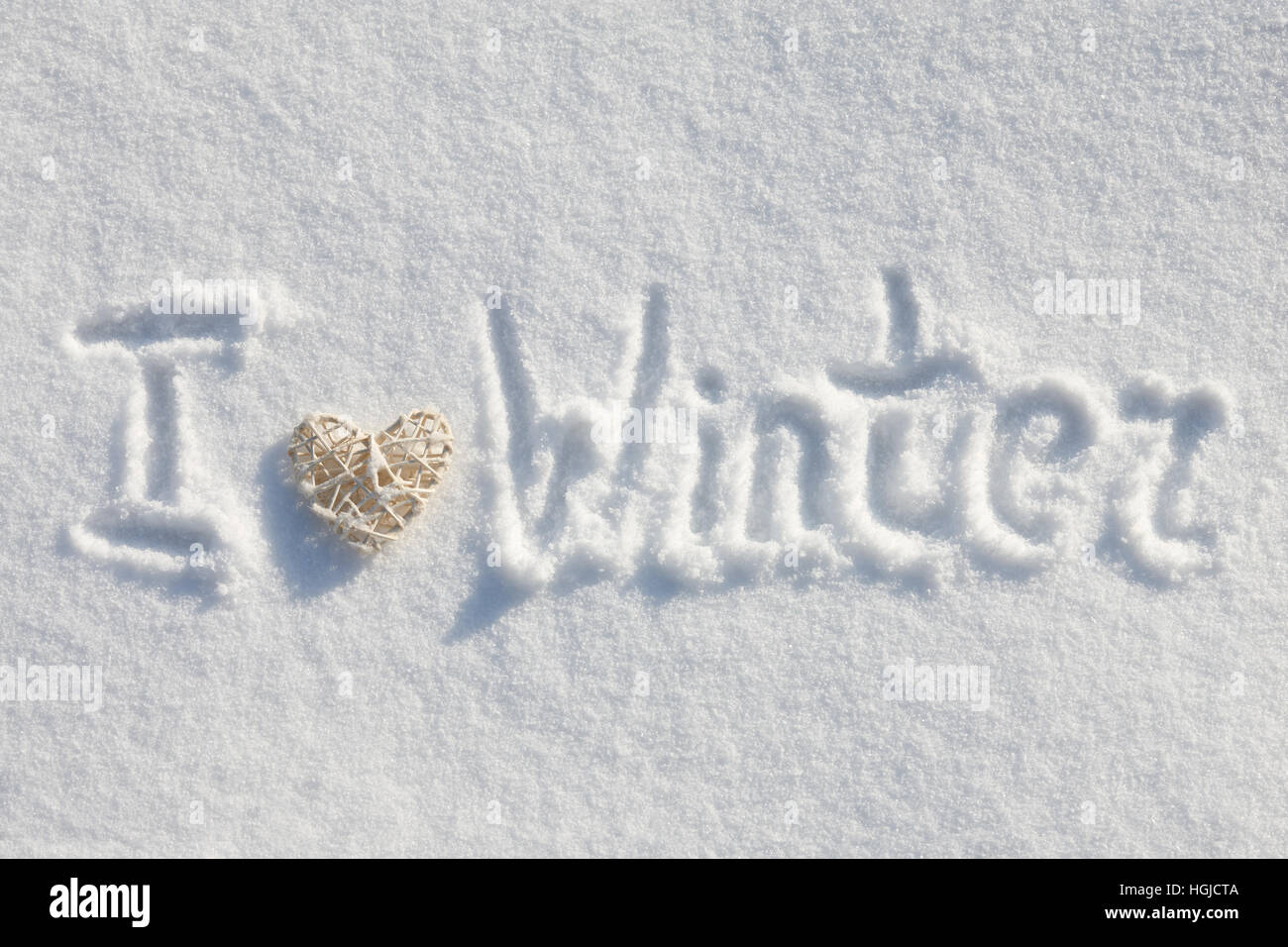 Liebe Winter Schnee Inschrift Stockfoto