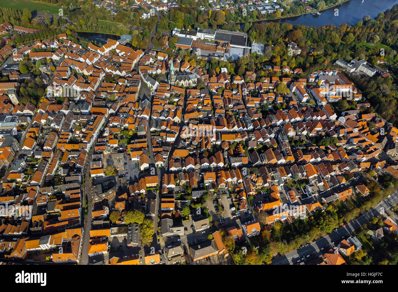 Luftaufnahme, Überblick über die Stadt Historiker von Warendorf mit Marktplatz und Chiesa Laurentius Kirche, Luftbild von Warendorf Stockfoto