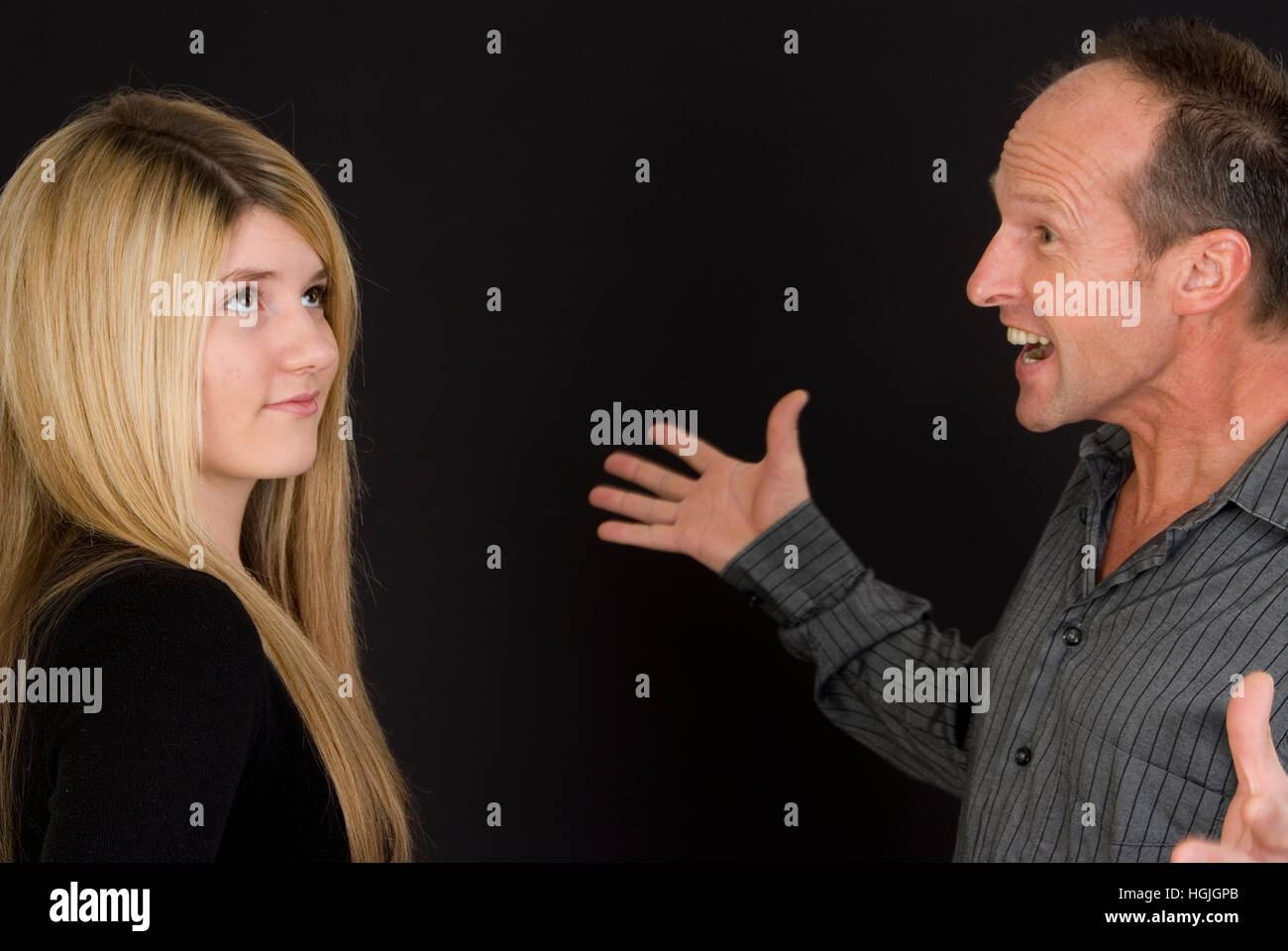 Vater Tochter Konflikt Im Erwachsenenalter Pubertät streit -Fotos und -Bildmaterial in hoher Auflösung – Alamy