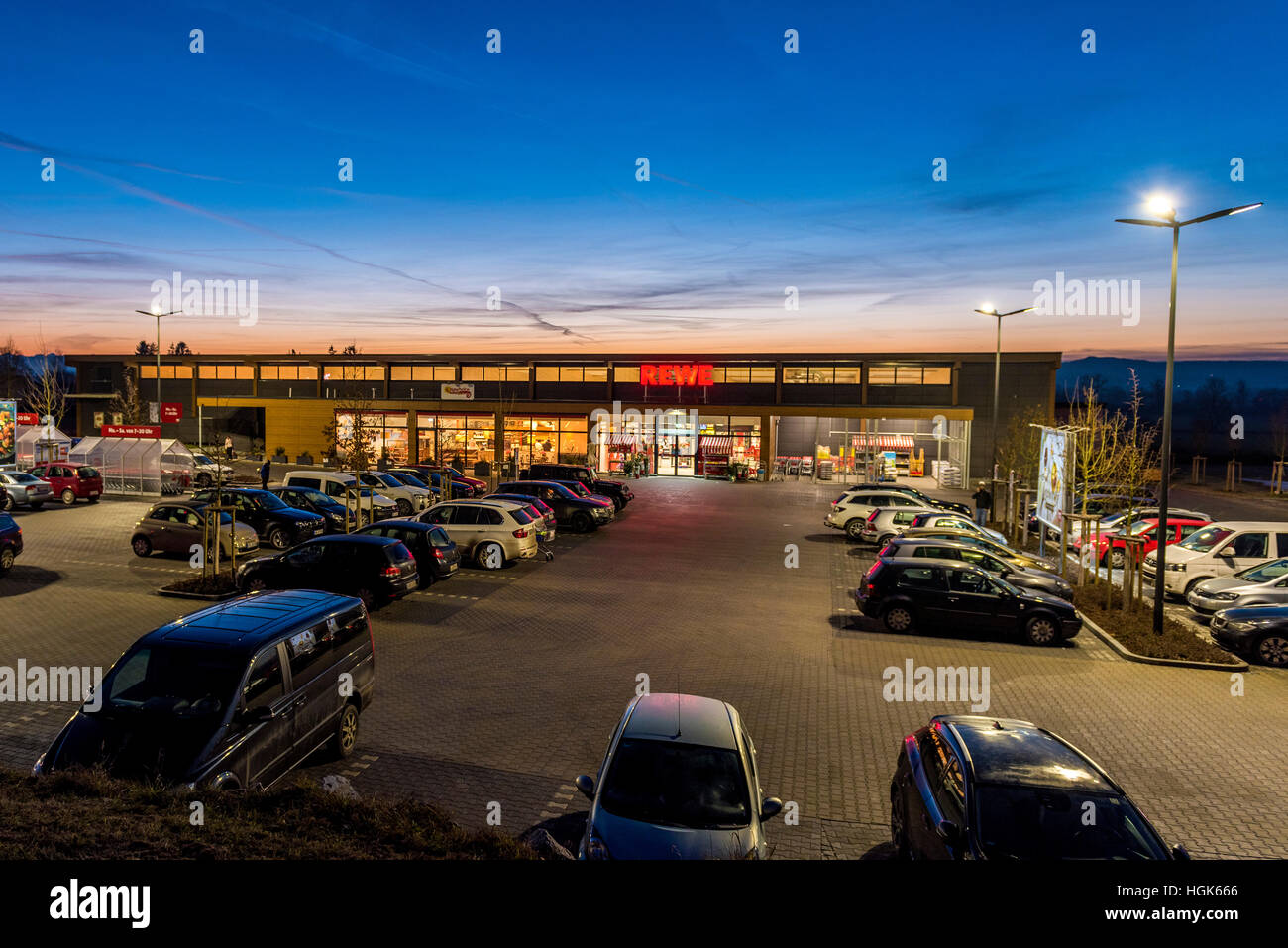 REWE Supermarkt - Süddeutschland Stockfoto