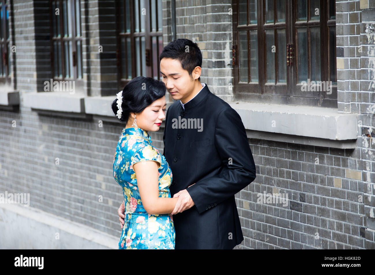 Junge chinesische paar verliebt, Shanghai, China Stockfoto