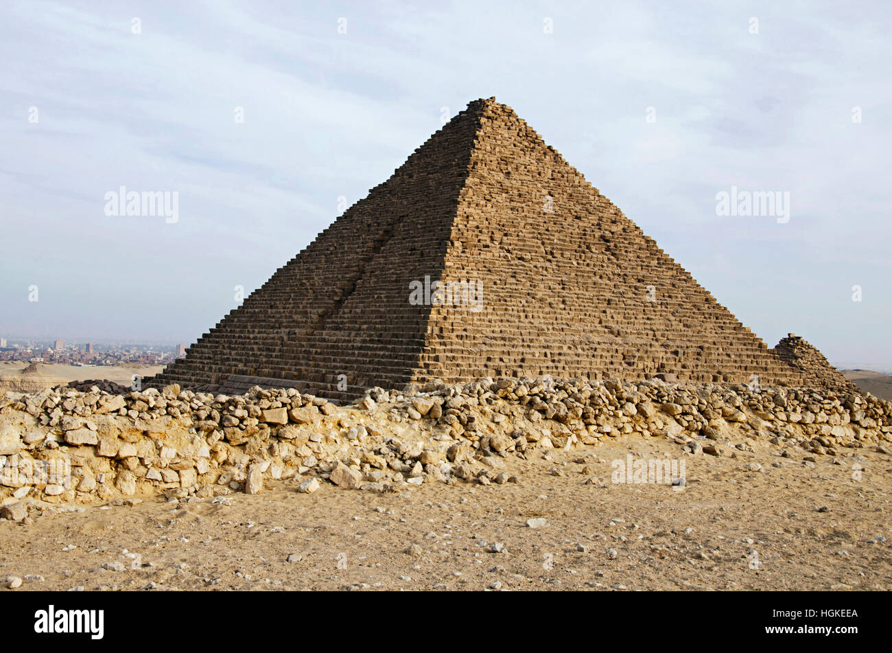 Pyramiden, ist es die älteste der sieben Weltwunder der antiken Welt und die einzige weitgehend intakt bleiben Stockfoto