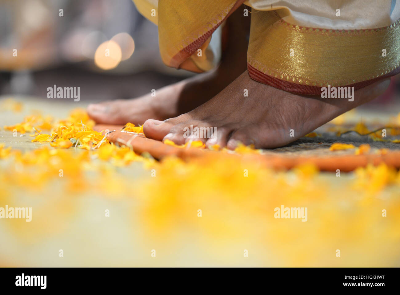 Füße des Ritualisten in Indien Stockfoto