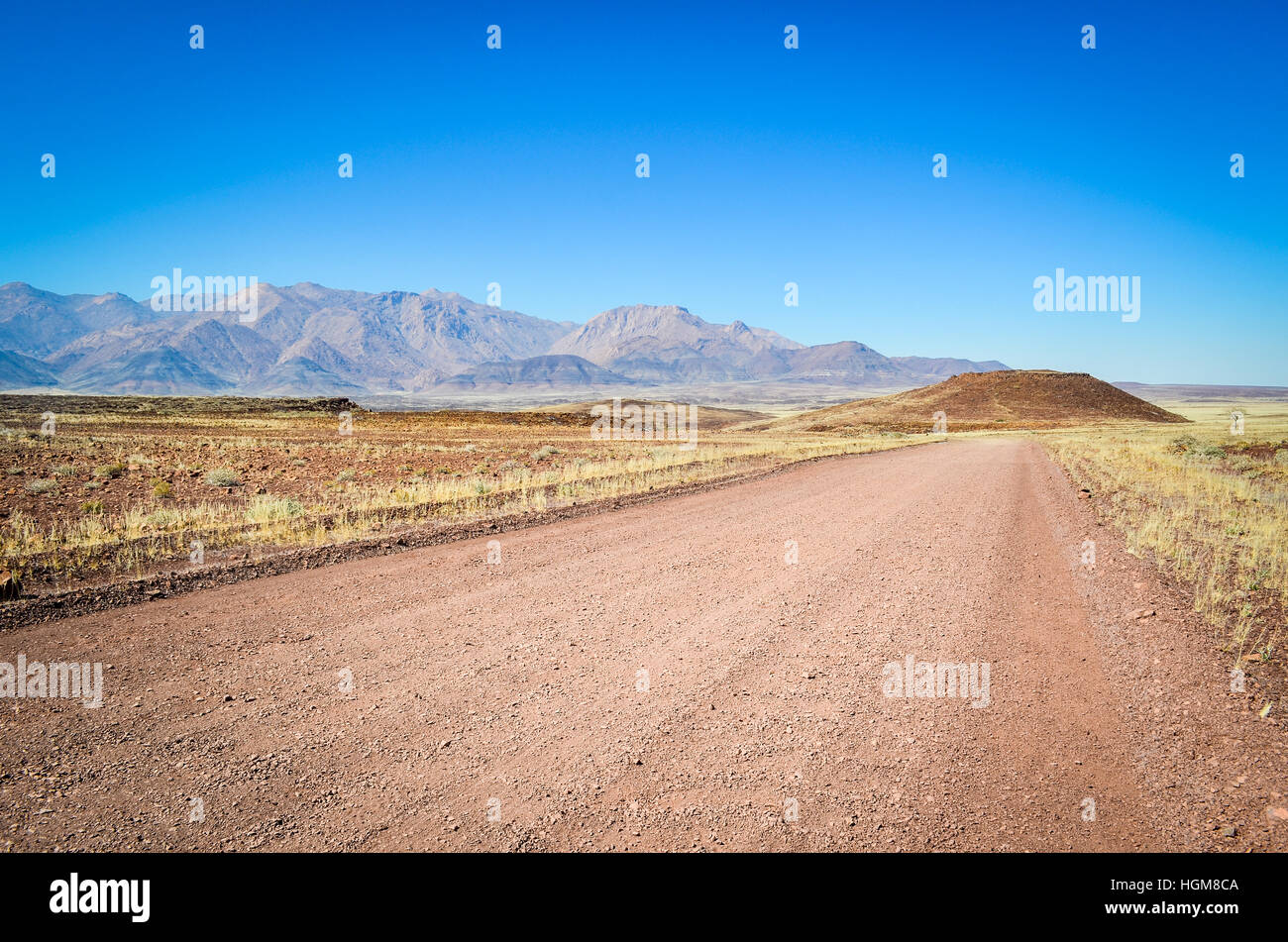 Feldweg in Damaraland, Namibia Stockfoto
