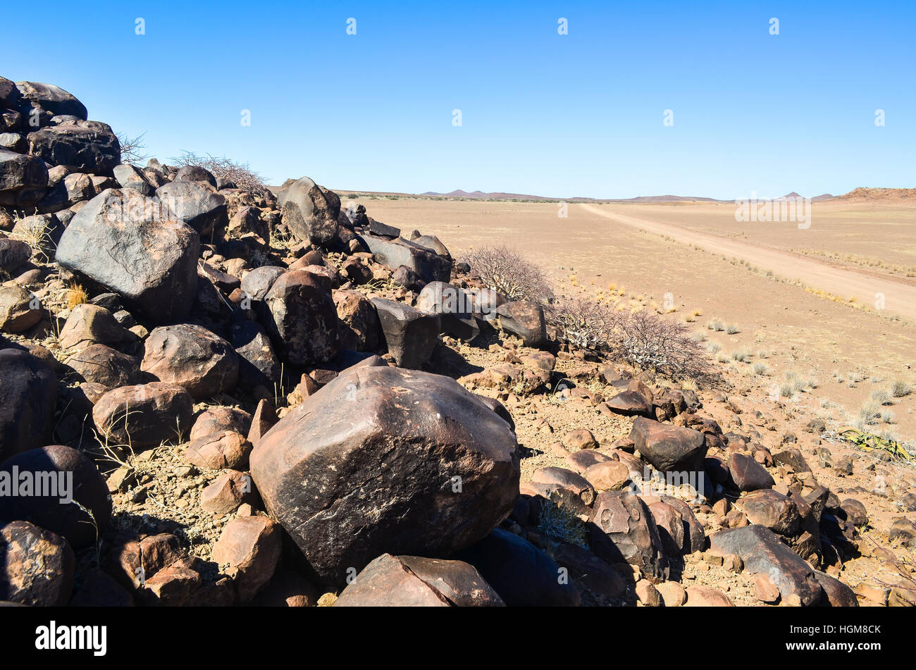 Feldweg in Damaraland, Namibia Stockfoto
