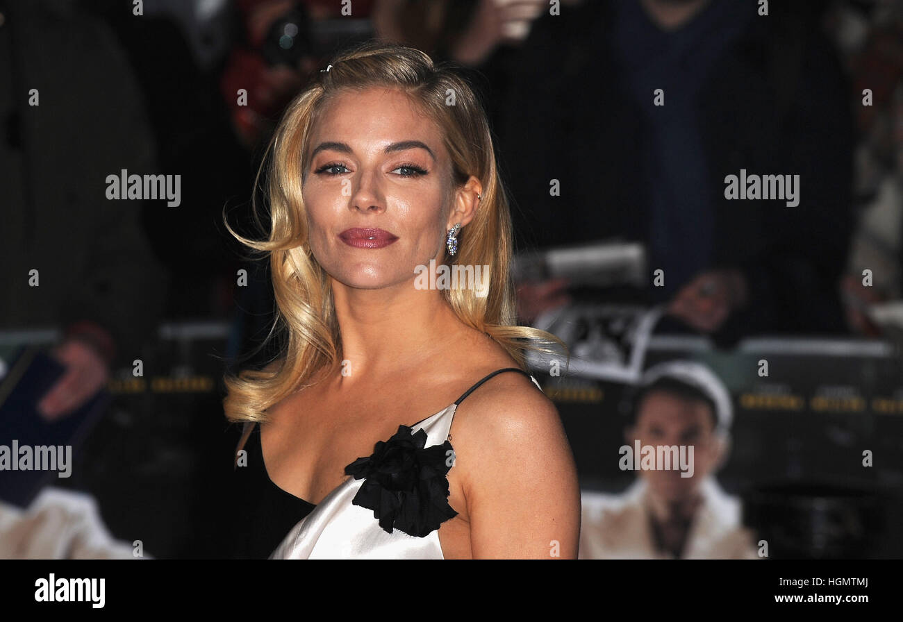 London, UK. 11. Januar 2017. Sienna Miller besucht die Europäische Premiere von "Live By Night" am BFI Southbank. Bildnachweis: Ferdaus Shamim/ZUMA Draht/Alamy Live-Nachrichten Stockfoto