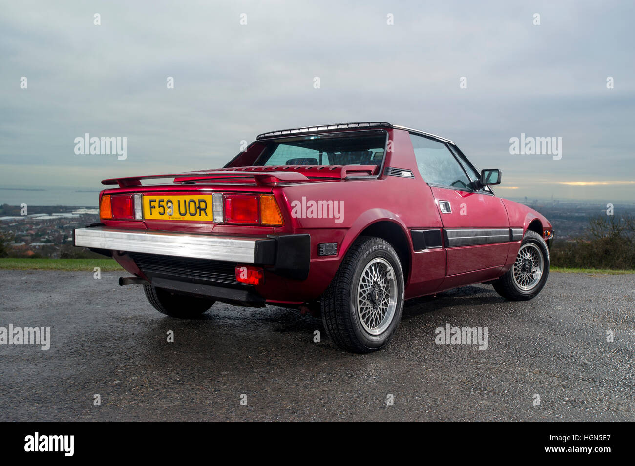 1988 Fiat X1/9 Mitte motorisierten Sportwagen, von Bertone entworfen Stockfoto