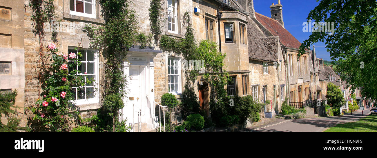 Straßenszene, Burford Stadt, Oxfordshire Cotswolds, England, UK Stockfoto